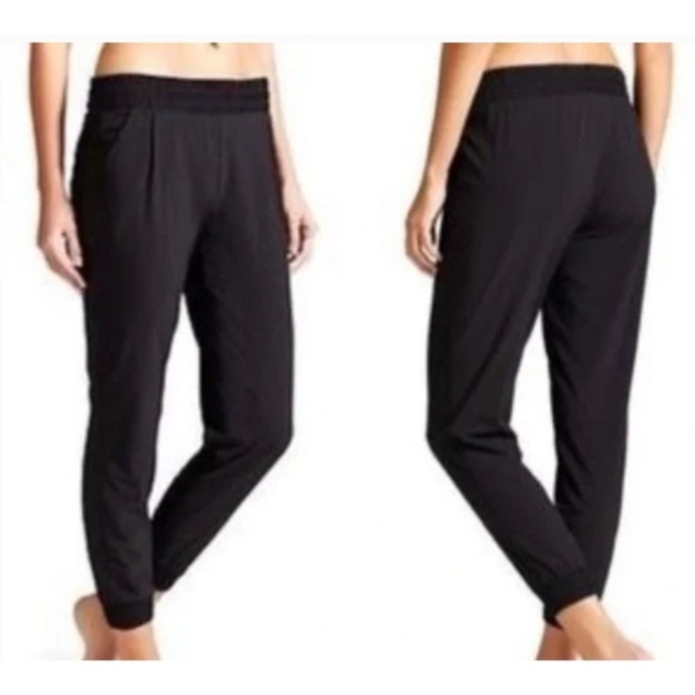 Athleta Aliso Pant Jogger Sz 4 Black Pull On Elastic Waist Cuffed Pockets